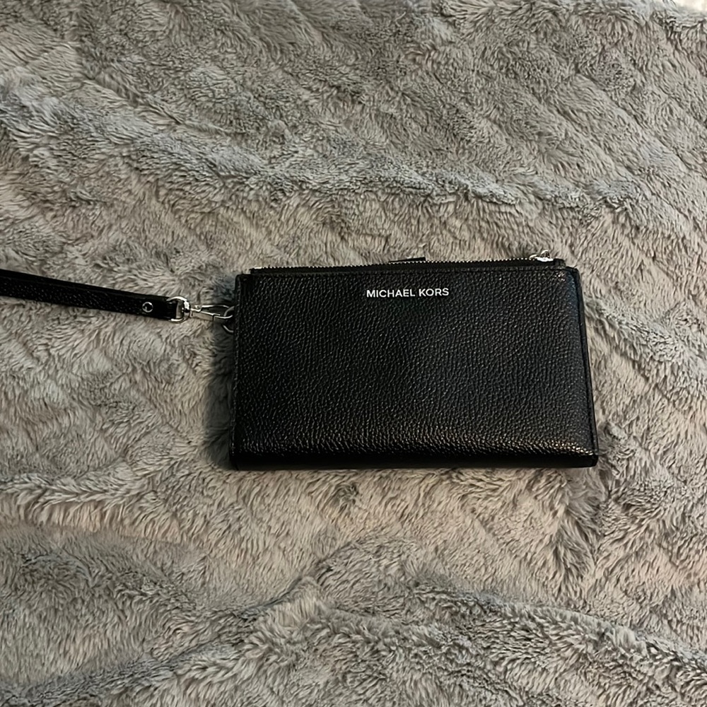 Black soft leather pebble Michael Kors wristlet